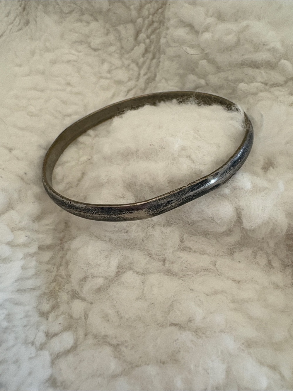 Simple Silver-Tone Metal Bangle Bracelet
